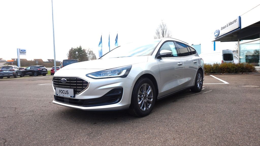 Ford Focus 8.000 km 25.480 &euro; Ehingen/Do. 89584