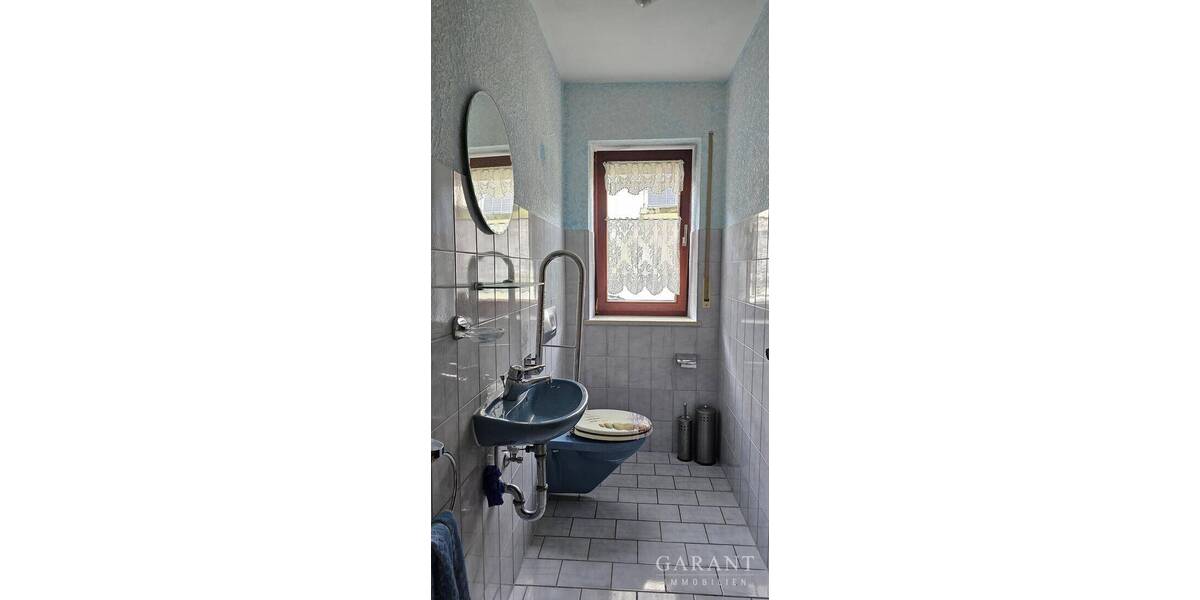 Einfamilienhaus Ichenhausen - 8 Zimmer, 200 m&sup2;, 565.000&euro; | Angebot:25707717