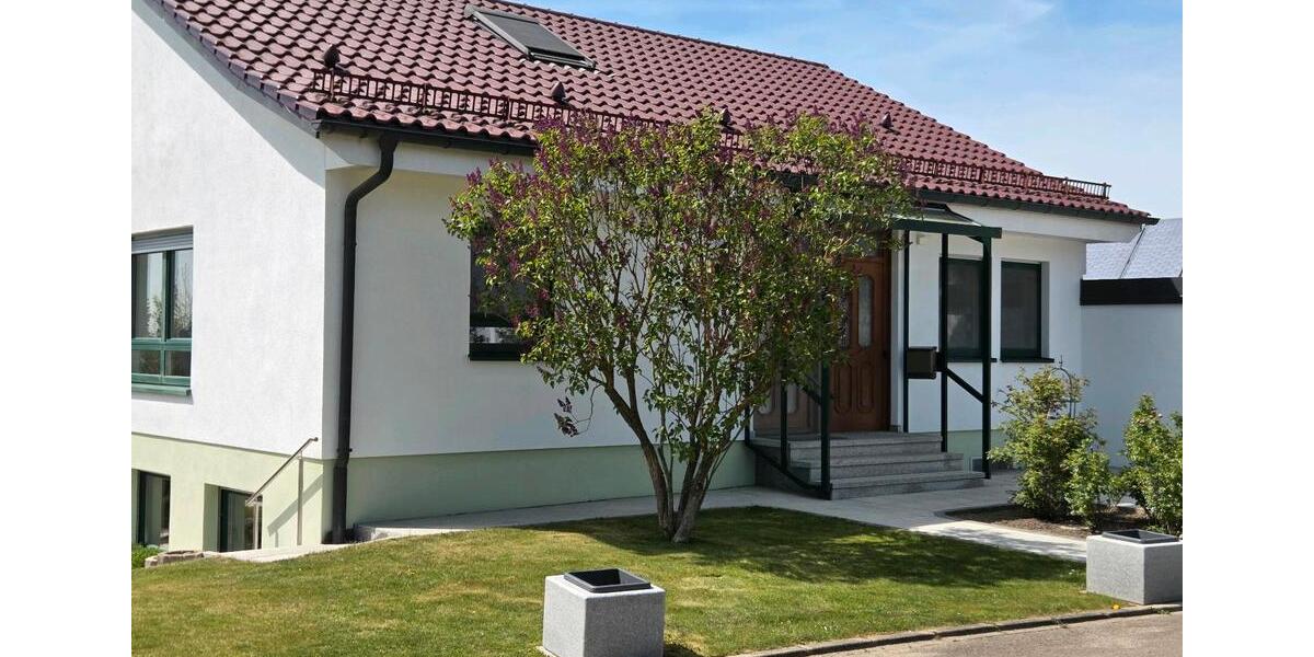 Einfamilienhaus Mietingen - 7 Zimmer, 157 m&sup2;, 630.000&euro; | Angebot:26777212