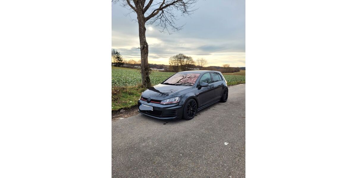 VW Golf 132.000 km 19.300 &euro; Laichingen 89150
