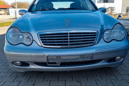 Mercedes-Benz C 180 207.000 km 999 &euro; Elchingen 89275
