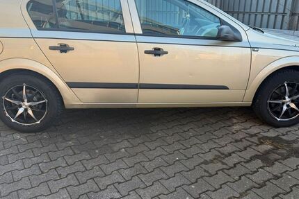 Opel Astra 257.300 km 1.200 &euro; Geislingen 73312