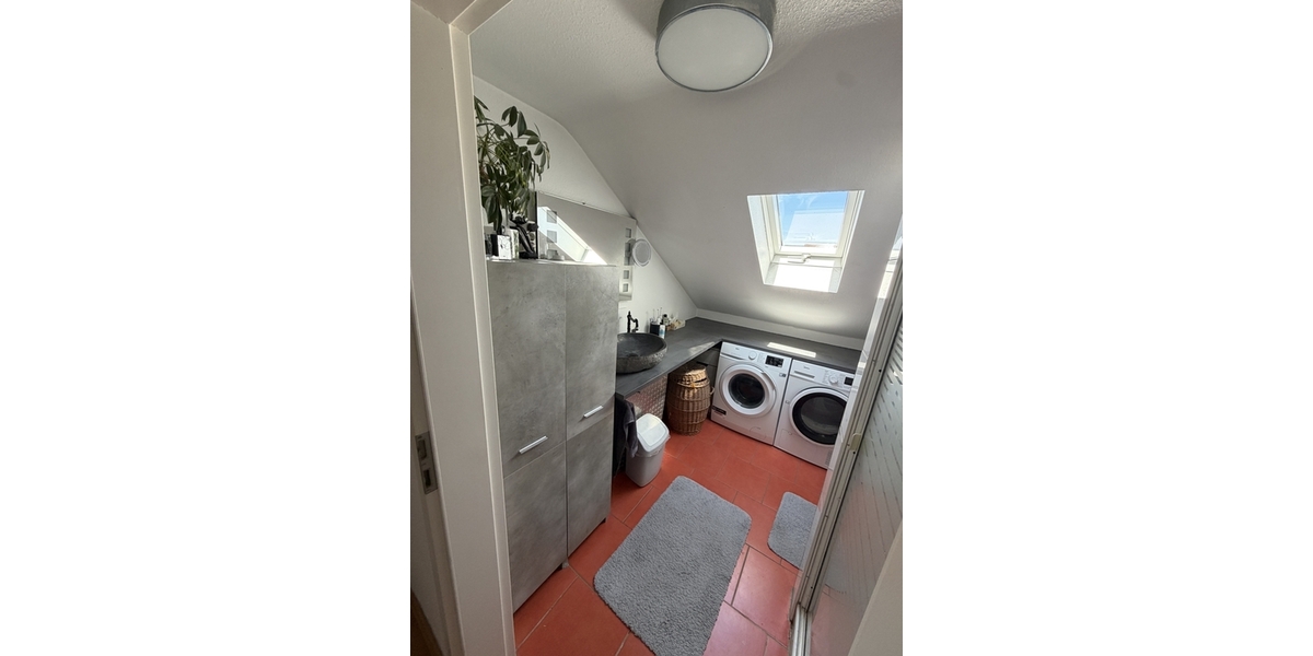 Wohnen mit Blick auf das Brenzer Schloss - Großzügige 4-Zimmer Wohnung mit Dachterrasse in Sontheim - Dachgeschoßwohnung Sontheim an der Brenz | Angebot:27097054