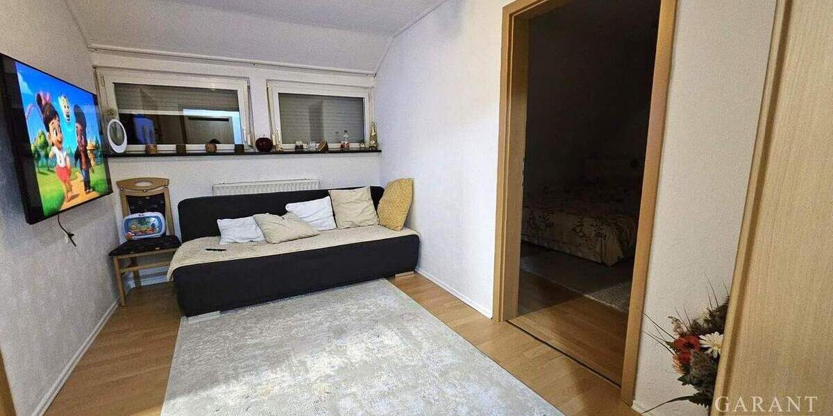 Mehrfamilienhaus, Wohnhaus Vöhringen - 9 Zimmer, 224 m&sup2;, 480.000&euro; | Angebot:25707708