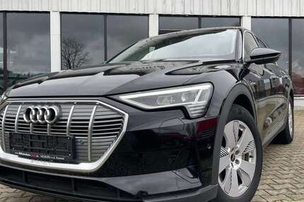 Audi e-tron 29.989 km 27.490 &euro; Neuburg 86476