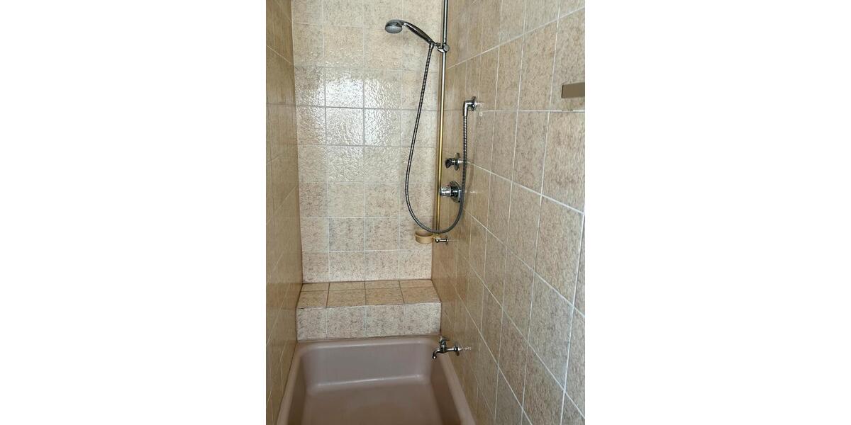 Etagenwohnung Vöhringen - 5 Zimmer, 135 m&sup2;, 1.300&euro; | Angebot:25793632