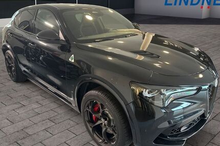 Alfa Romeo Stelvio 25.000 km 87.990 &euro; Illertissen 89257