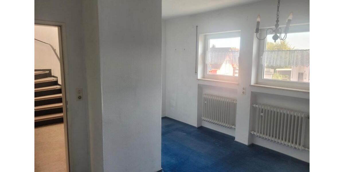 Doppelhaushälfte Laupheim - 7 Zimmer, 155 m&sup2;, 375.000&euro; | Angebot:27251005