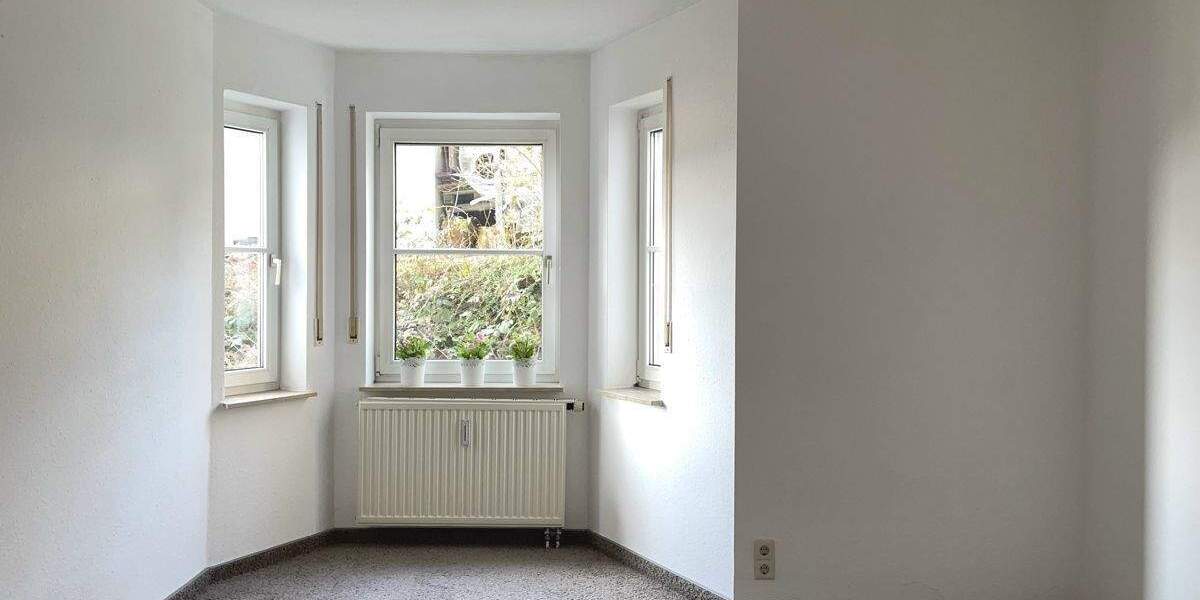 Etagenwohnung Lonsee - 3 Zimmer, 87 m&sup2;, 260.000&euro; | Angebot:25693636