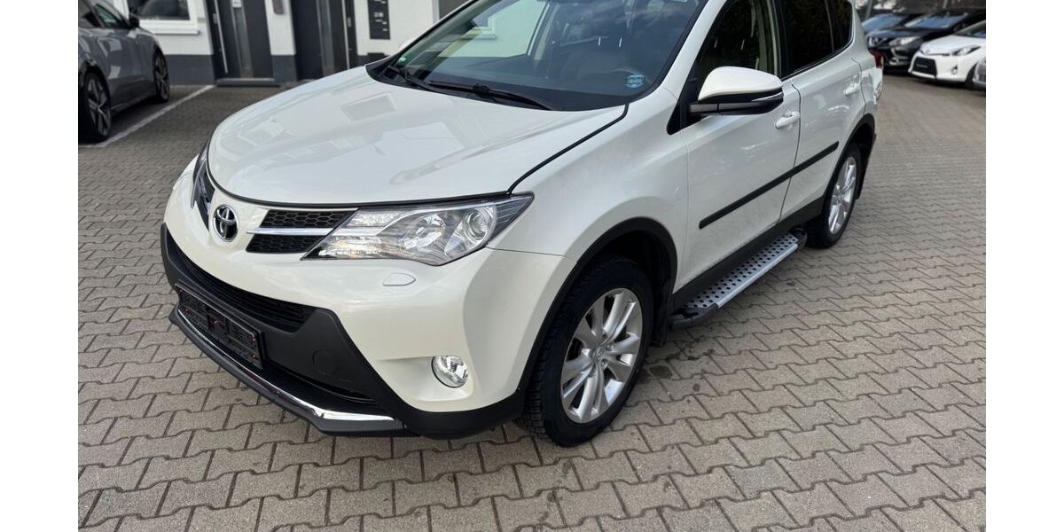 Toyota RAV 4 124.669 km 15.599 &euro; Achstetten 88480
