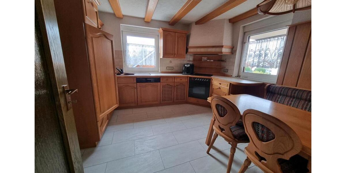 Etagenwohnung Dornstadt - 3 Zimmer, 120 m&sup2;, 850&euro; | Angebot:25639842