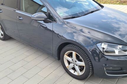 VW Golf 132.383 km 9.999 &euro; Schwendi 88477