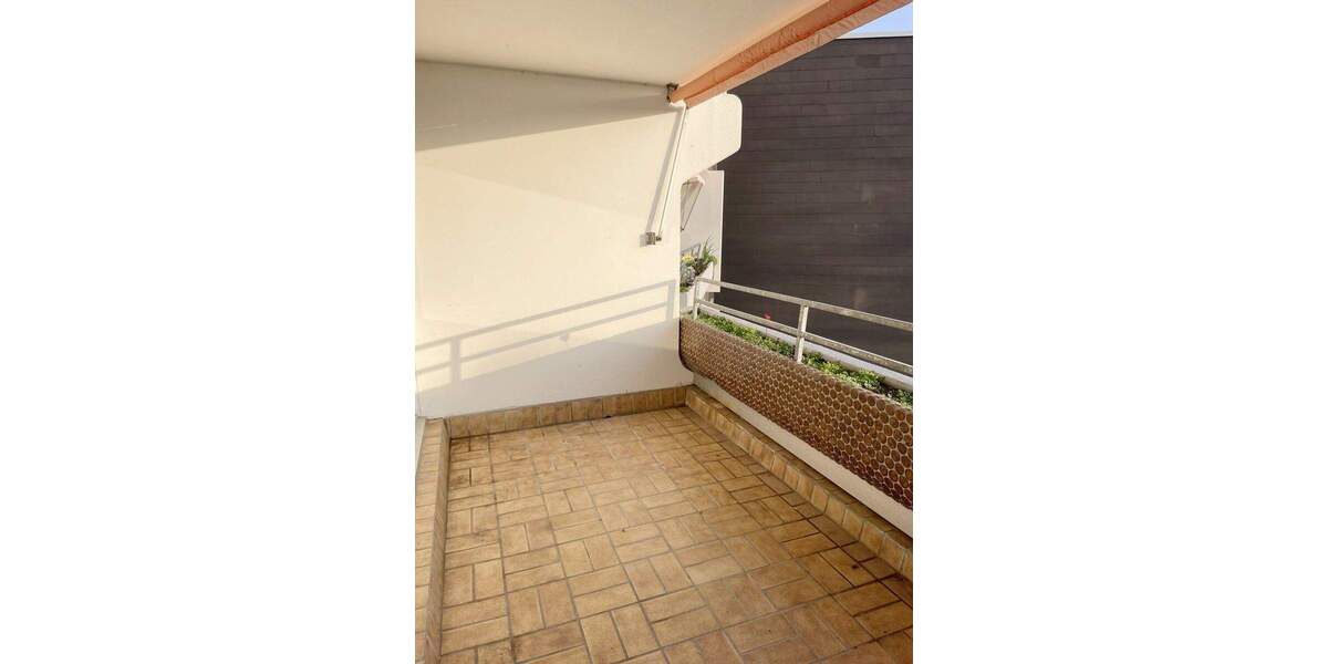 Etagenwohnung Ulm Wiblingen - 4 Zimmer, 95 m&sup2;, 310.000&euro; | Angebot:25664456