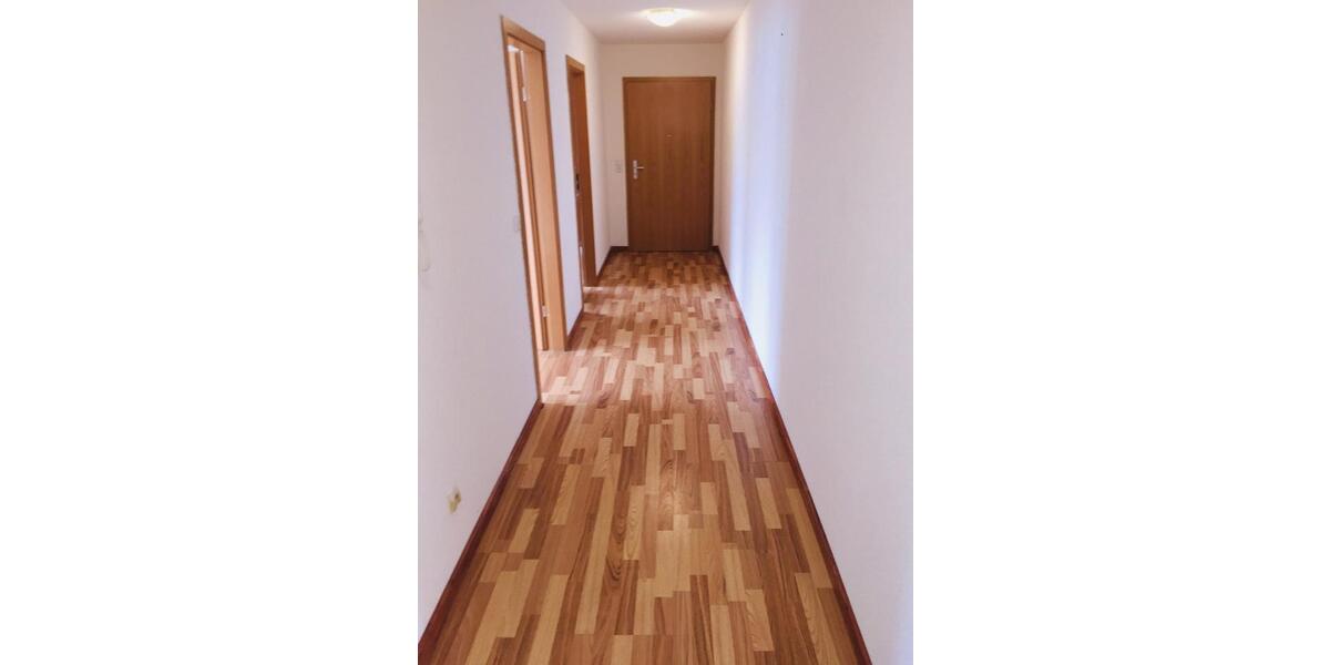 Etagenwohnung Laichingen - 3 Zimmer, 72 m&sup2;, 300.000&euro; | Angebot:18560176