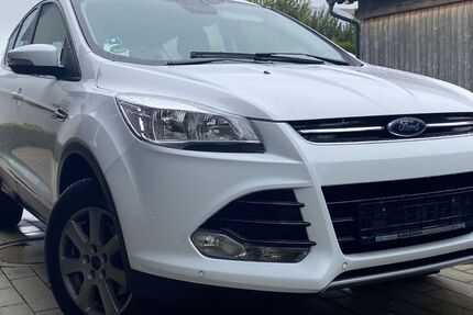 Ford Kuga 131.009 km 8.200 &euro; Blaustein 89134
