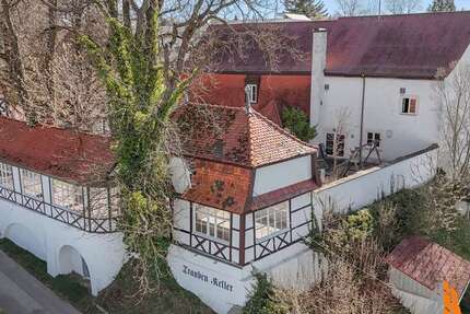 Haus Günzburg - 12 Zimmer, 800 m&sup2;, 749.000&euro; | Angebot:26451282