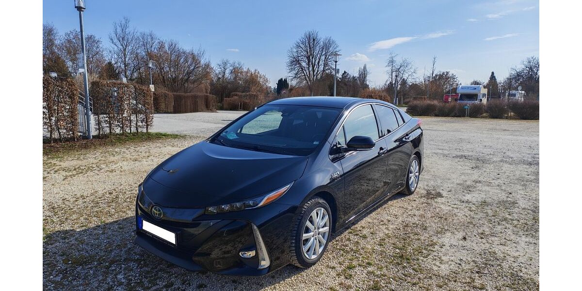 Toyota Prius 67.000 km 22.000 &euro; Neu-Ulm 89231