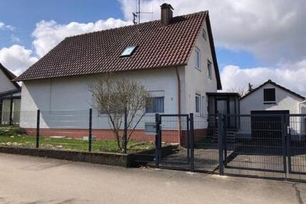 Haus Neenstetten - 5 Zimmer, 161 m&sup2;, 450.000&euro; | Angebot:25964671