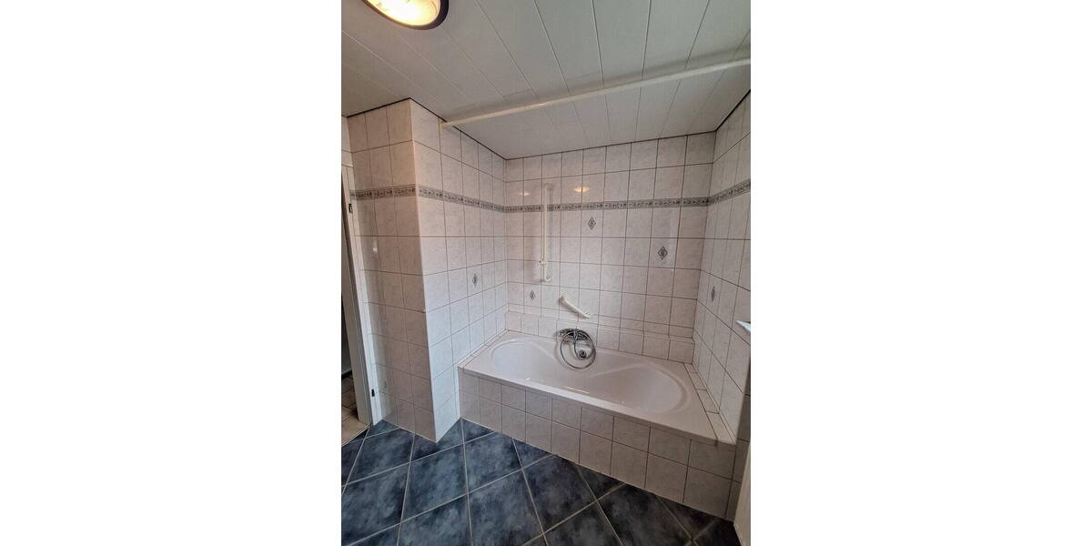 Mehrfamilienhaus, Wohnhaus Neu-Ulm Burlafingen - 4 Zimmer, 160 m&sup2;, 469.000&euro; | Angebot:26113085