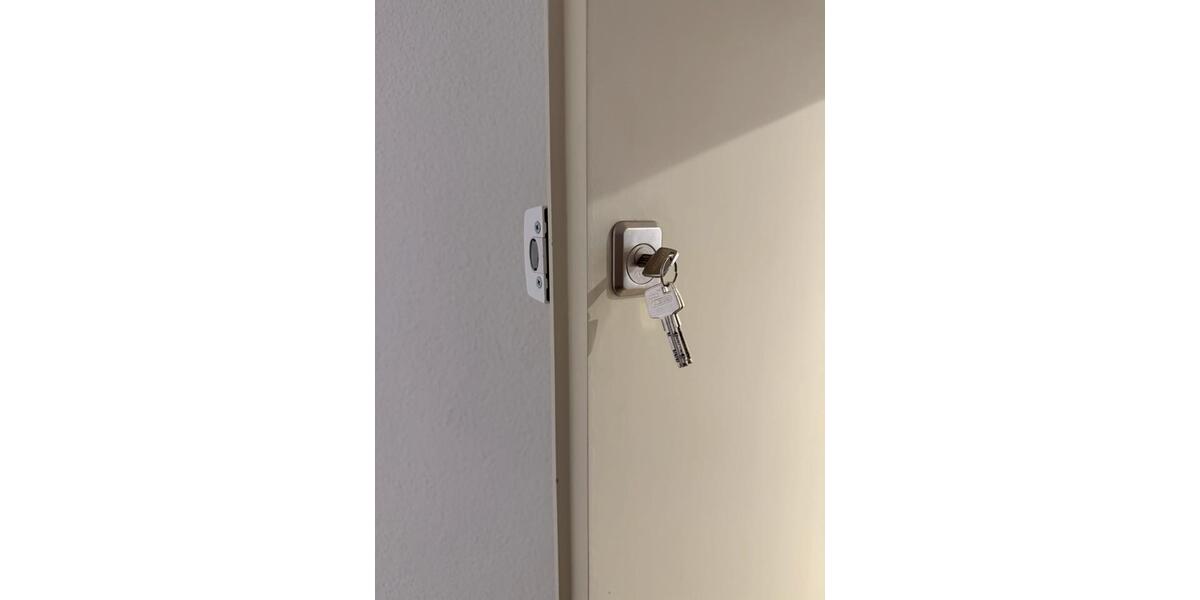 Erdgeschoßwohnung Leipheim - 11 Zimmer, 250 m&sup2;, 2.600&euro; | Angebot:25220766