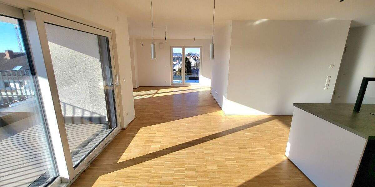 Etagenwohnung Neu-Ulm Burlafingen - 3 Zimmer, 137 m&sup2;, 1.935&euro; | Angebot:25728452