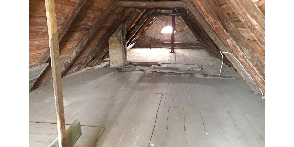 Einfamilienhaus Weißenhorn - 12 Zimmer, 180 m&sup2;, 690.000&euro; | Angebot:24981103