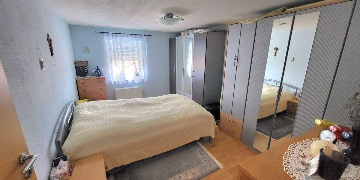Doppelhaushälfte Langenau Albeck - 8 Zimmer, 137 m&sup2;, 290.000&euro; | Angebot:25769744