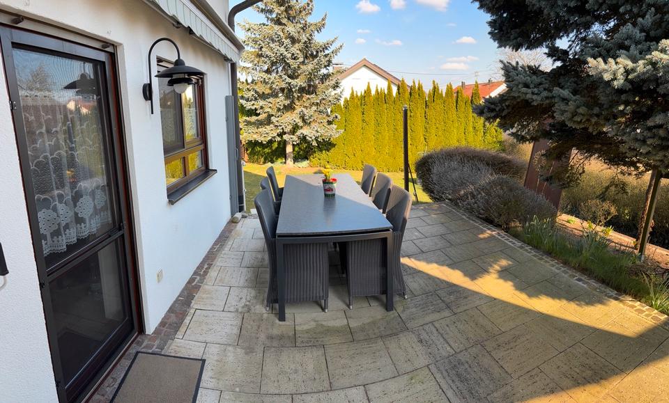 Einfamilienhaus Niederstotzingen - 7 Zimmer, 173 m&sup2;, 685.000&euro; | Angebot:26056402