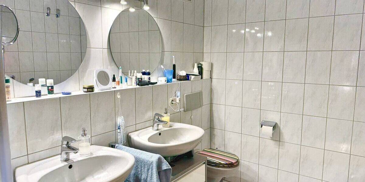 Reihenmittelhaus Weißenhorn - 4 Zimmer, 102 m&sup2;, 450.000&euro; | Angebot:26273150