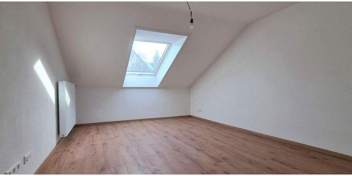 Doppelhaushälfte Günzburg Reisensburg - 7 Zimmer, 218 m&sup2;, 595.000&euro; | Angebot:25798984