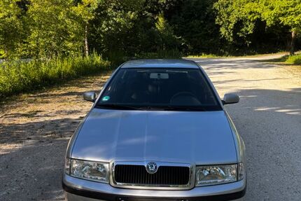 Skoda Octavia 239.000 km 1.200 &euro; Neu-Ulm 89233