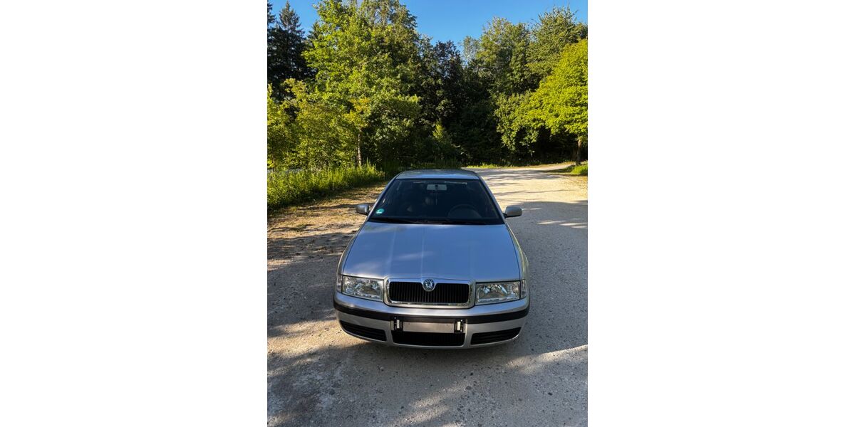 Skoda Octavia 239.000 km 1.200 &euro; Neu-Ulm 89233