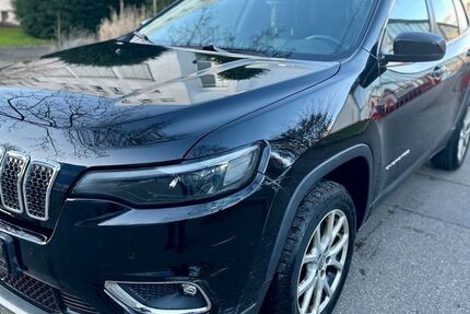 Jeep Cherokee 193.620 km 8.900 &euro; Ulm 89079