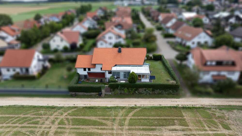 Einfamilienhaus Laichingen - 7 Zimmer, 180 m&sup2;, 629.000&euro; | Angebot:22360494