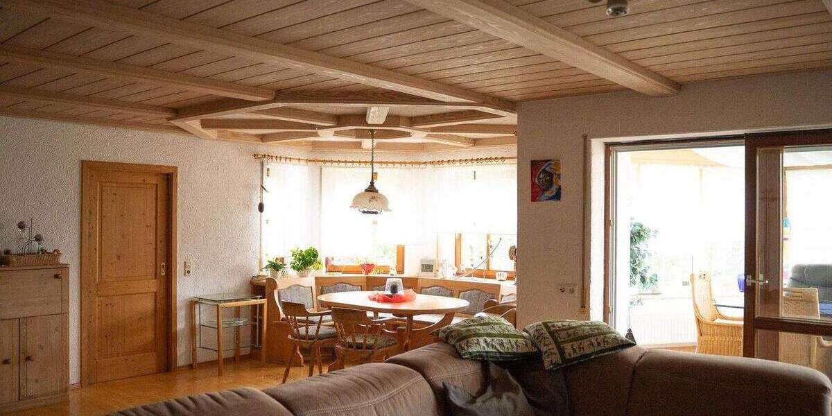 Einfamilienhaus Laichingen Suppingen - 7 Zimmer, 180 m&sup2;, 629.000&euro; | Angebot:25720674