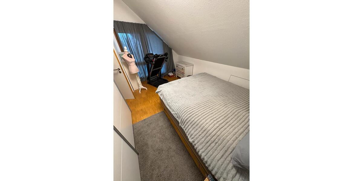 Etagenwohnung Weißenhorn - 5.5 Zimmer, 145 m&sup2;, 1.800&euro; | Angebot:26022285