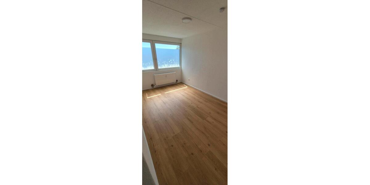 Etagenwohnung Ulm Söflingen - 4.5 Zimmer, 107 m&sup2;, 1.750&euro; | Angebot:26727846