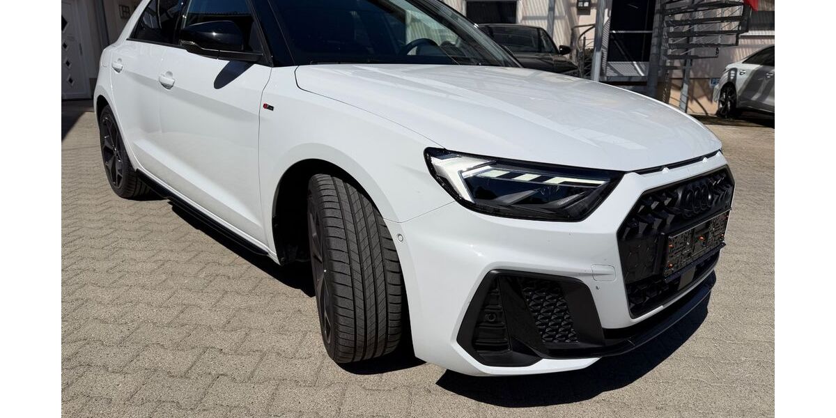 Audi A1 7.995 km 36.771 &euro; Ulm 89079