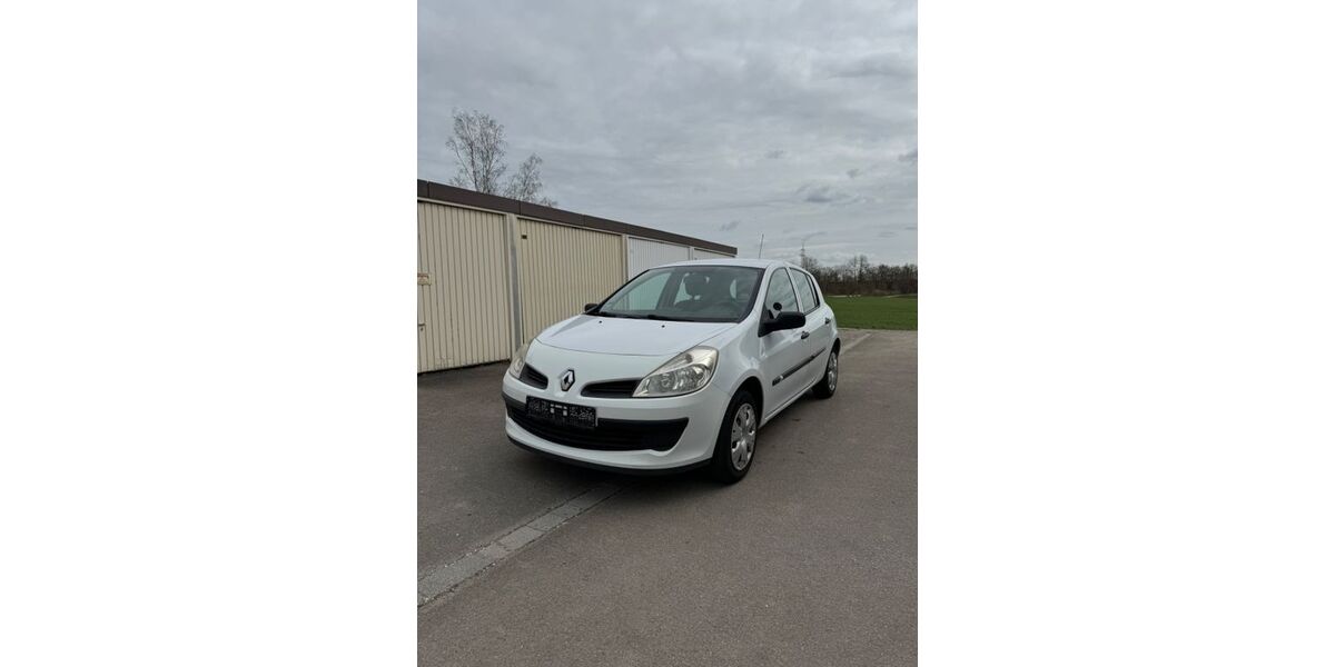 Renault Clio 117.000 km 2.199 &euro; Neu-Ulm 89231
