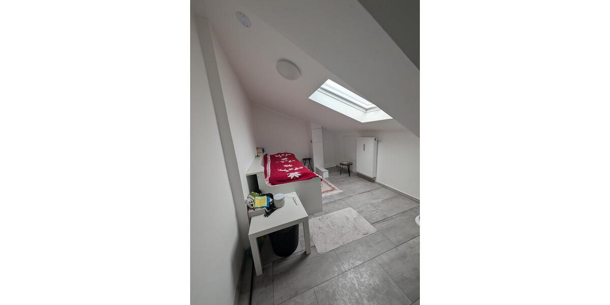 Dachgeschoßwohnung Geislingen an der Steige - 2.5 Zimmer, 60 m&sup2;, 700&euro; | Angebot:24864965