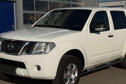 Nissan Pathfinder 240.000 km 5.990 &euro; Elchingen 89275