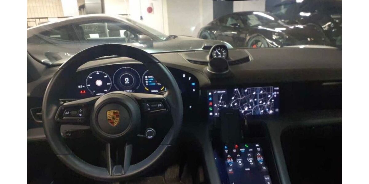 Porsche Taycan 45.000 km 59.900 &euro; Ulm 89075