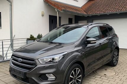 Ford Kuga 124.300 km 16.990 &euro; Laupheim 88471