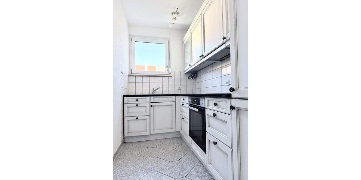 Etagenwohnung Neu-Ulm Stadtmitte - 2 Zimmer, 60 m&sup2;, 255.000&euro; | Angebot:25780301