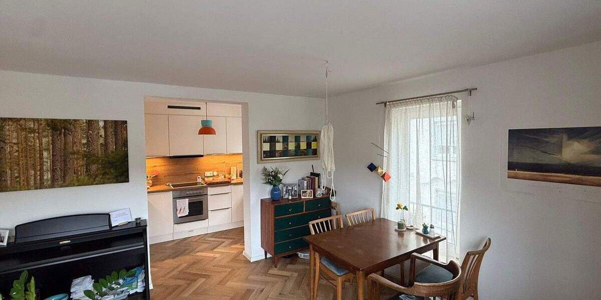 Etagenwohnung Neu-Ulm Stadtmitte - 3 Zimmer, 80 m&sup2;, 399.000&euro; | Angebot:25845516