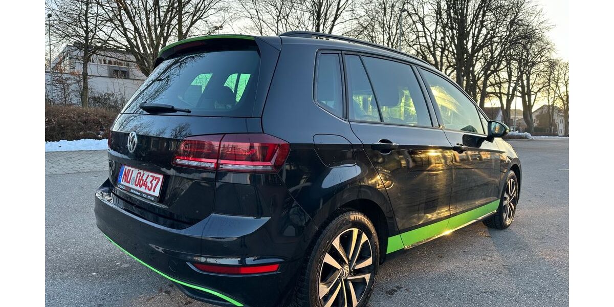 VW Golf Sportsvan 174.000 km 9.900 &euro; Weissenhorn 89264