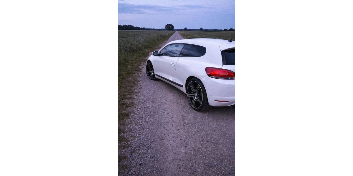 VW Scirocco 209.169 km 3.699 &euro; Gerstetten 89547
