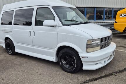 Chevrolet Astro 41.100 km 8.490 &euro; Bellenberg 89287
