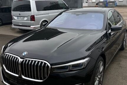 BMW 750 106.000 km 49.500 &euro; Elchingen 89275