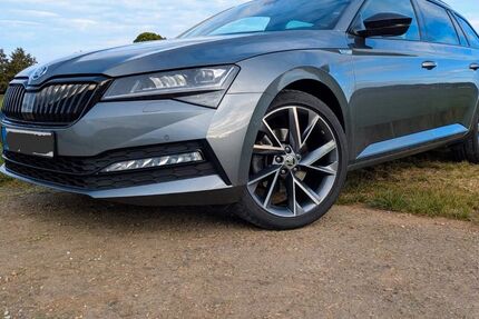 Skoda Superb 102.000 km 26.900 &euro; Dietenheim 89165